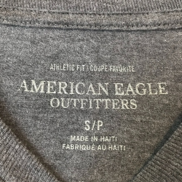 Men’s American Eagle T-Shirt - Picture 3 of 4